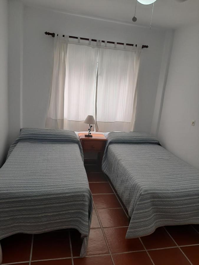Pension Casa Fina Ruiz Almunecar Bagian luar foto